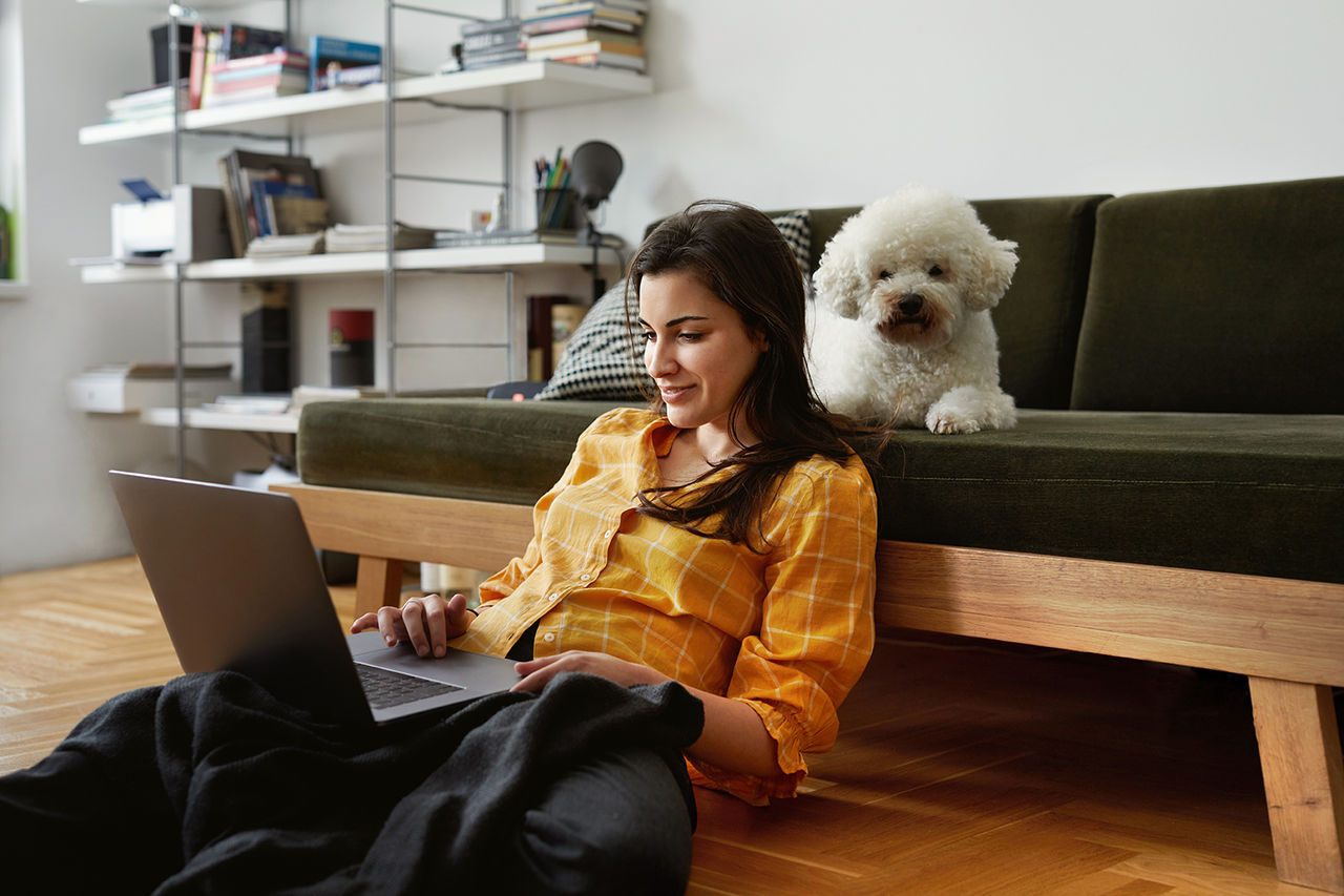 A women who is smiling